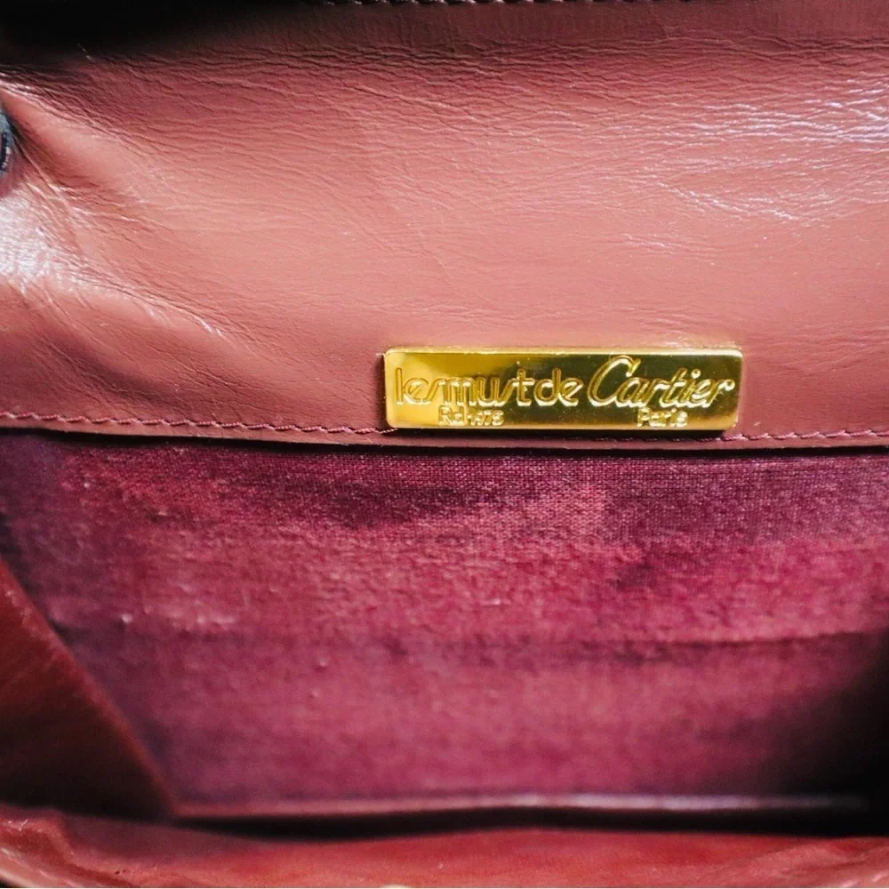 Cartier Must De Cartier Leather Clutch Bag Leather Clutch Bag in Good condition